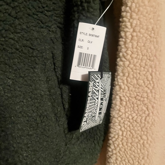 Brooklyn Cloth men’s bomber jacket. Size small - Picture 3 of 4